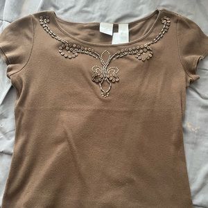 Brown short sleeve shirt